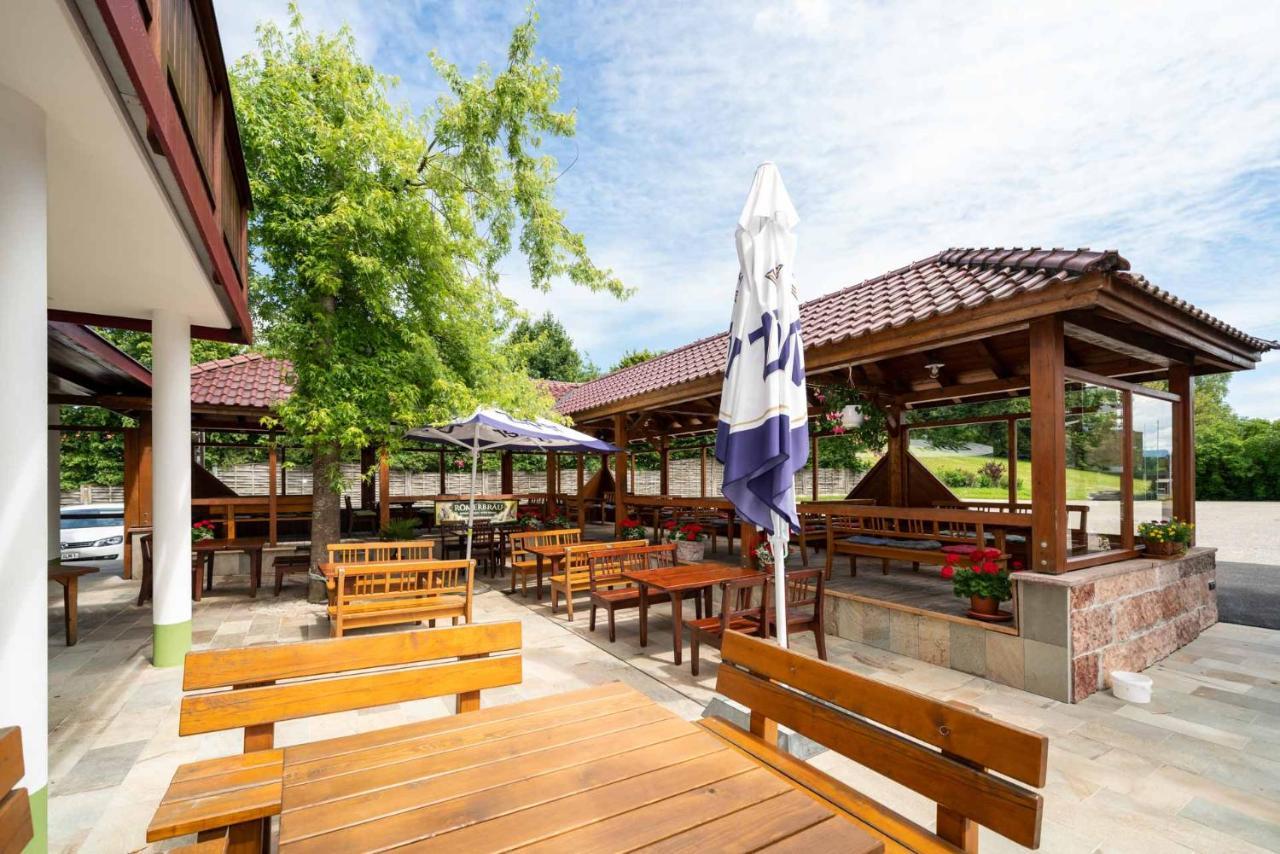 Gasthaus Hotel Beim Erich Oberhofen am Irrsee Εξωτερικό φωτογραφία